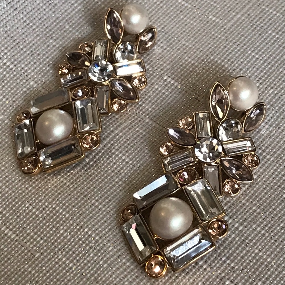 Amazing Rhinestone and Faux Perl Earrings!
